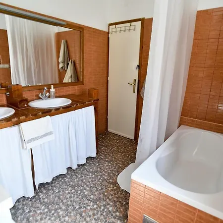 Mihaela Apartment